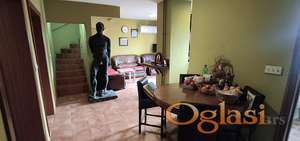 Kaluđerica, 4.0 dplx, odmah useljiv, uknjižen, pogled na Avalu ..